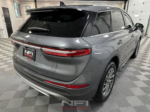 Used 2022 Lincoln Corsair AWD w/ Equipment Group 101A image 8