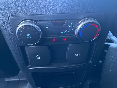 Certified 2021 Ford Explorer Limited image 13