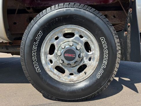 Used 1999 GMC Sierra 2500 SL AWD/4WD image 13