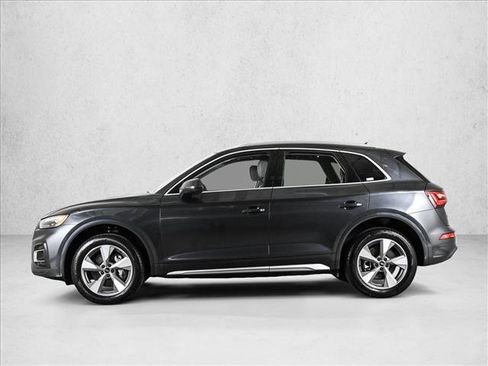 Used 2023 Audi Q5 2.0T Premium w/ Convenience Package AWD/4WD image 9