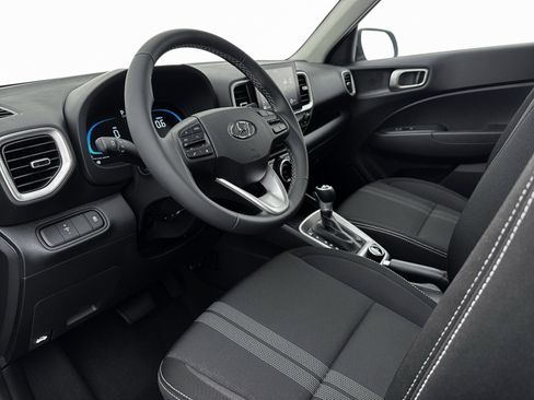 New 2026 Hyundai Venue SEL FWD image 14