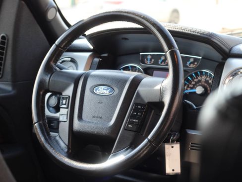 Used 2013 Ford F150 Lariat w/ Lariat Chrome Pkg image 12
