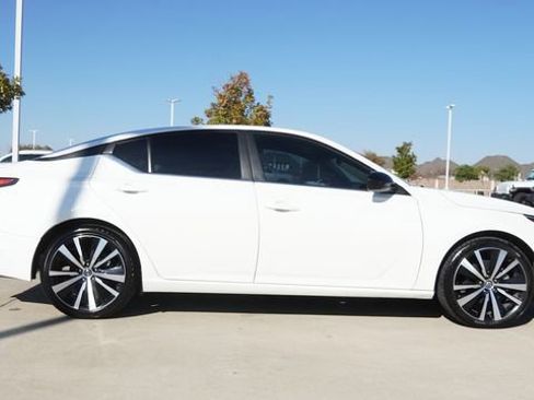 Used 2020 Nissan Altima 2.5 SR image 10