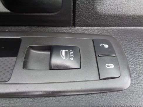 Used 2022 RAM 2500 Tradesman AWD/4WD image 25