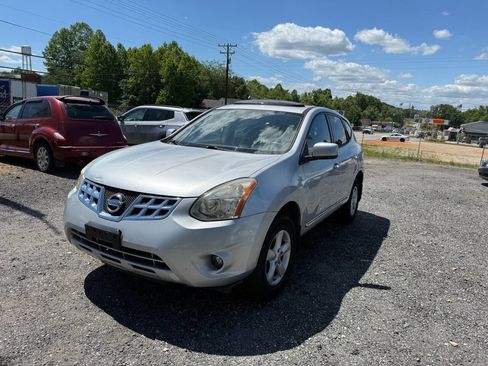 Used 2013 Nissan Rogue S w/ Special Edition Pkg AWD/4WD image 5