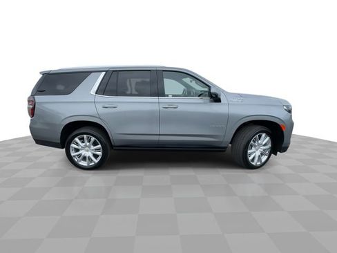 Certified 2024 Chevrolet Tahoe High Country w/ Premium Package AWD/4WD image 9