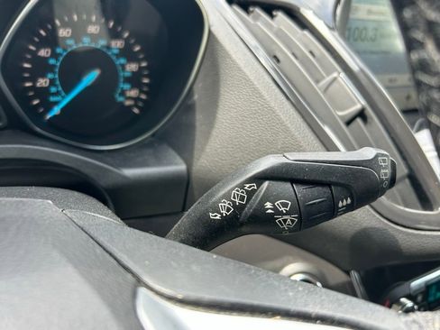Used 2016 Ford Escape Titanium w/ Equipment Group 301A AWD/4WD image 21