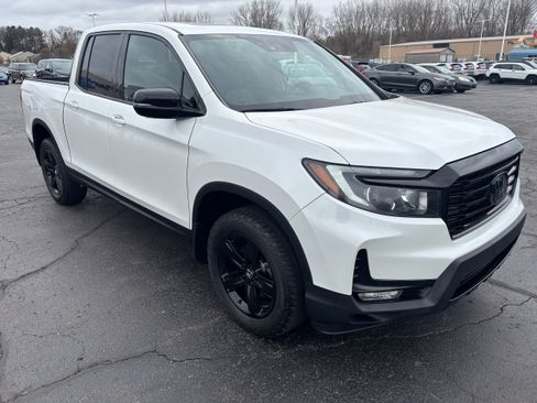 Used 2023 Honda Ridgeline Black Edition image 2