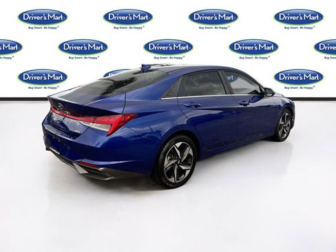 Used 2021 Hyundai Elantra Limited FWD image 7