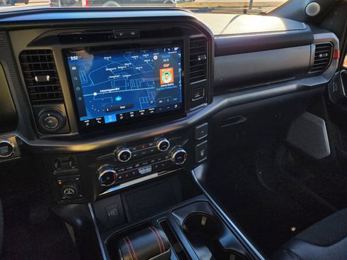 Used 2025 Ford F150 Raptor image 17