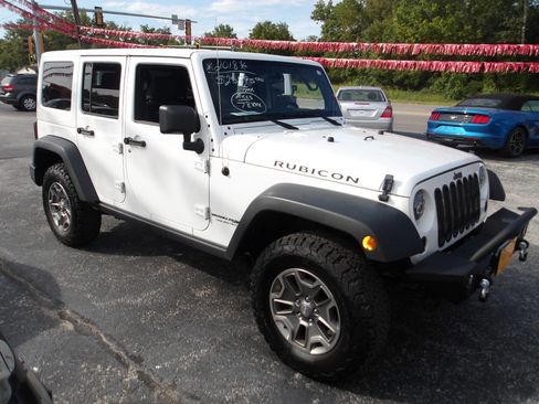 Used 2018 Jeep Wrangler Unlimited Rubicon w/ Cold Weather Group image 1