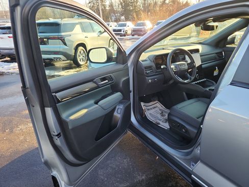 New 2026 GMC Terrain AT4 w/ Technology Package II image 10