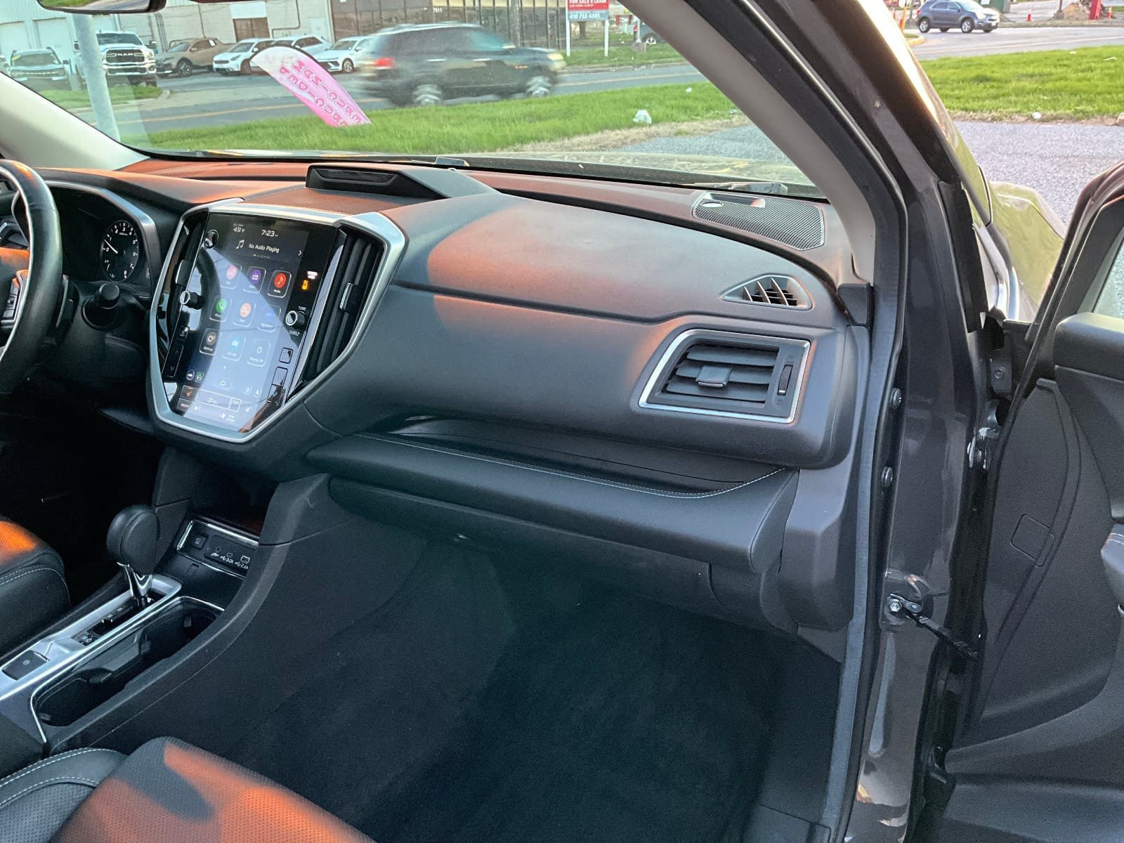 Used 2024 Subaru Ascent Limited w/ Technology Package AWD/4WD image 27
