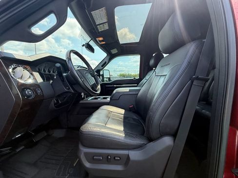 Used 2016 Ford F250 Platinum w/ FX4 Off-Road Package AWD/4WD image 15
