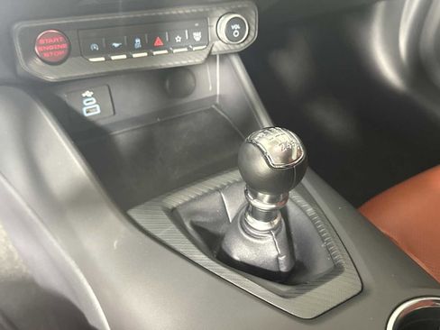 Used 2025 Ford Mustang GT Premium RWD image 29