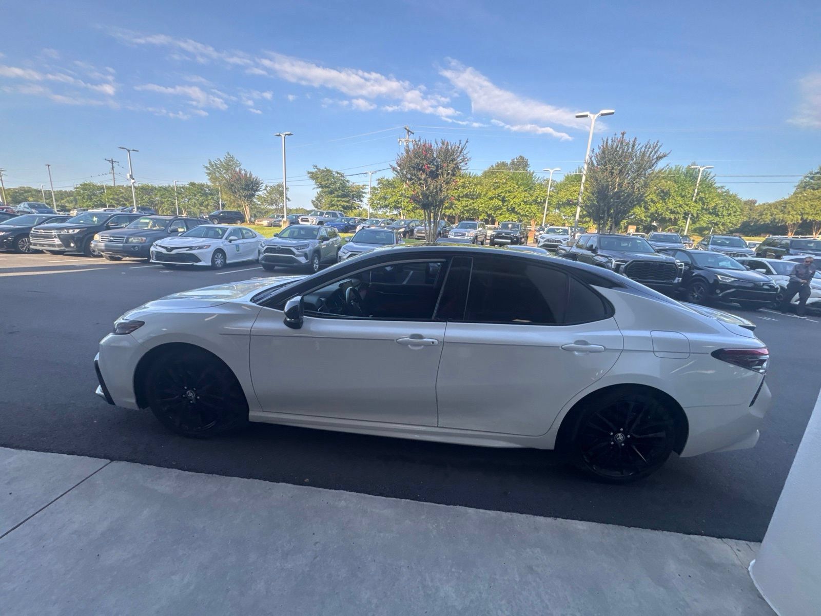 Used 2023 Toyota Camry XSE w/ Navigation Package FWD image 17