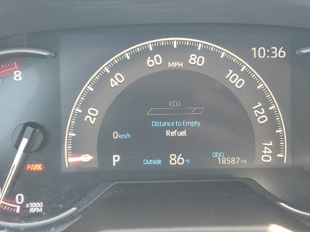 Certified 2024 Toyota RAV4 LE FWD image 21