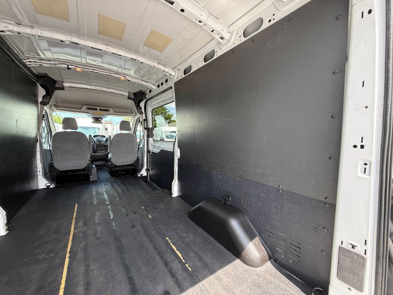 Used 2015 Ford Transit 150 148 Medium Roof w/ Interior Upgrade Package RWD image 30