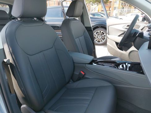 New 2026 Audi Q3 quattro 2.0T AWD/4WD image 10