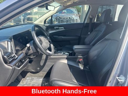 Used 2023 Kia Sportage EX FWD image 11