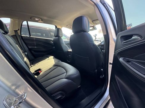 Used 2017 Buick Envision Essence FWD image 23