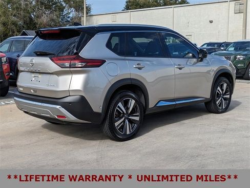 Used 2023 Nissan Rogue Platinum w/ Platinum Premium Package image 6