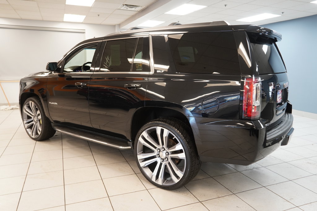 Used 2017 GMC Yukon SLT AWD/4WD image 6