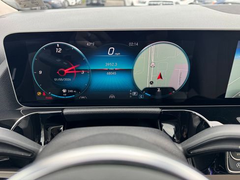 Certified 2021 Mercedes-Benz GLA 250 4MATIC image 11