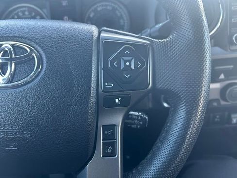 Used 2021 Toyota Tacoma TRD Sport image 23