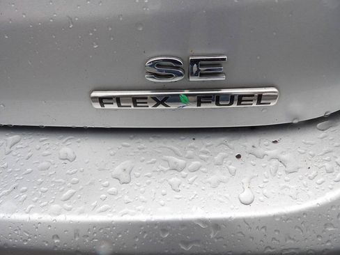 Used 2016 Ford Focus SE FWD image 4