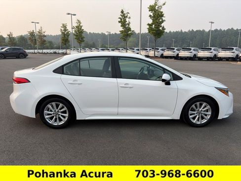 Used 2025 Toyota Corolla LE w/ LE Premium Package FWD image 8