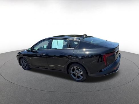 Used 2025 Kia K4 FWD image 10