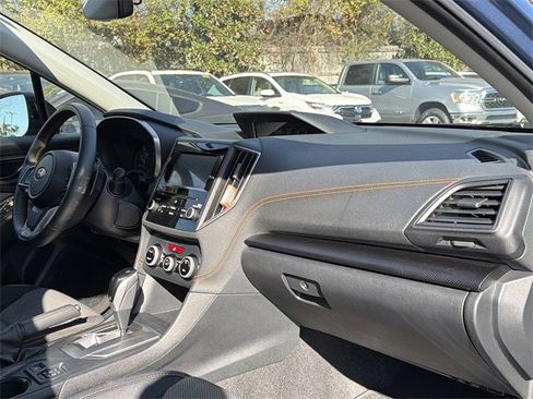 Used 2023 Subaru Crosstrek 2.0i Premium image 20