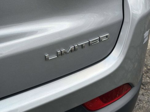 Certified 2022 Jeep Compass Limited image 10