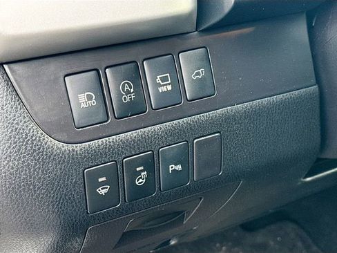 Used 2019 Toyota Highlander Limited Platinum image 11