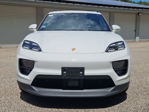 Certified 2025 Porsche Macan 4 Electric AWD/4WD image 14