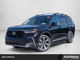 Used 2024 Honda Pilot Touring video 1