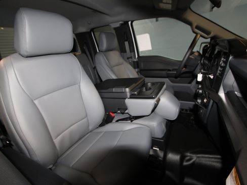 New 2025 Ford F150 XL w/ Equipment Group 103A High image 19