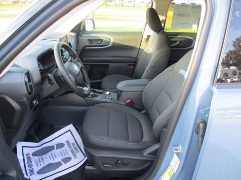 Used 2024 Ford Bronco Sport Badlands image 18