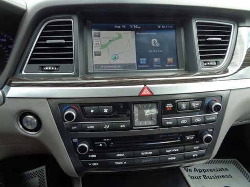 Used 2017 Genesis G80 3.8 RWD image 34