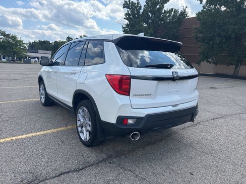 Used 2025 Honda Passport EX-L image 33