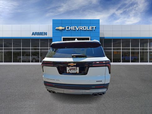 Certified 2026 Chevrolet Traverse LT AWD/4WD image 6