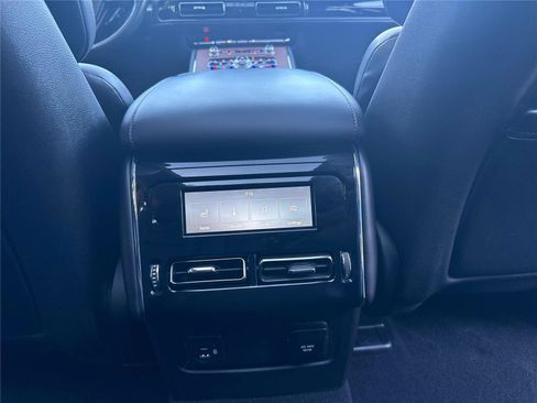 Used 2020 Lincoln Aviator Reserve w/ Equipment Group 201A RWD image 30