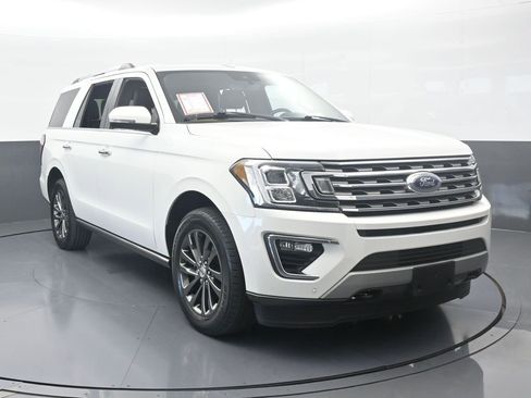 Used 2020 Ford Expedition Limited image 9