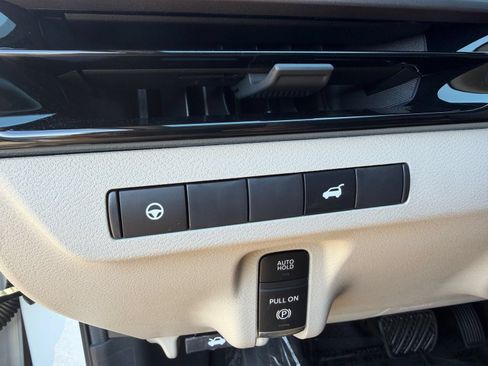 New 2026 Nissan Murano SV AWD/4WD image 18