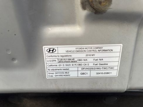 Used 2016 Hyundai Sonata Limited image 32