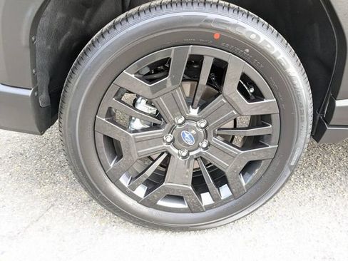 Certified 2026 Subaru Outback Limited XT AWD/4WD image 11