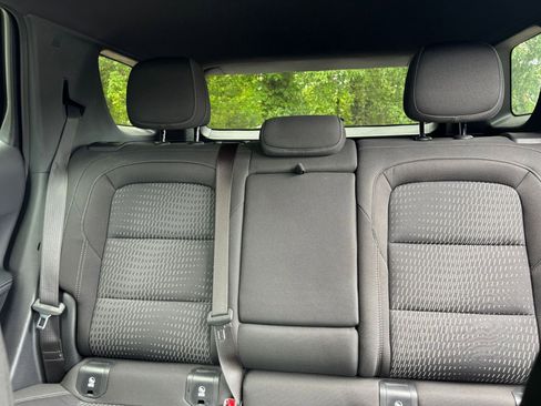 Used 2025 Chevrolet Equinox LT FWD image 38