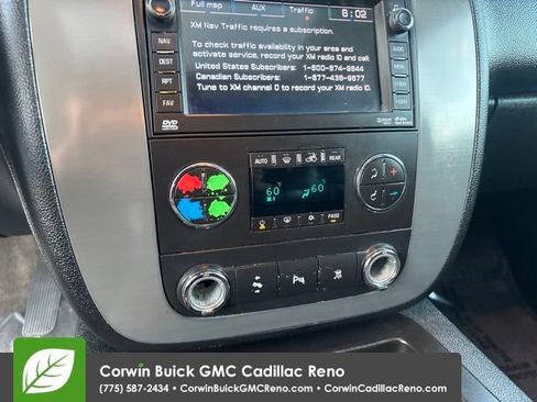 Used 2011 GMC Yukon XL SLT AWD/4WD image 29