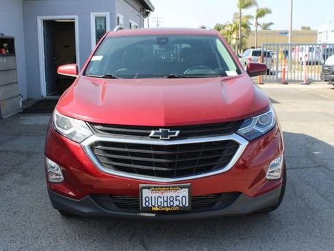 Used 2020 Chevrolet Equinox LT FWD image 2